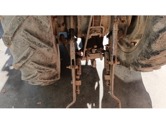 Massey Ferguson MF133 1990 para peças